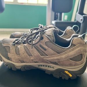 Merrell Men’s Moab 2 Waterproof USA 10 EURO 44 Hiking shoes boots